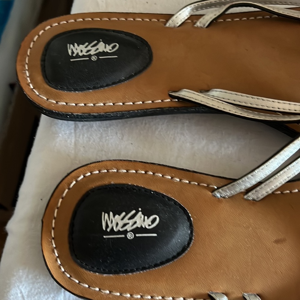 Sandals - Picture 2 of 2